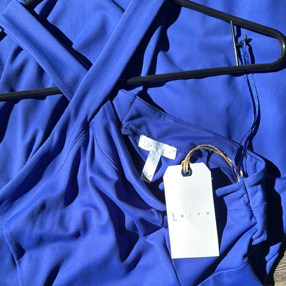 Leith Royal Blue Bodycon Sheath Dress with Halter Neckline for Cocktail - Picture 4 of 5